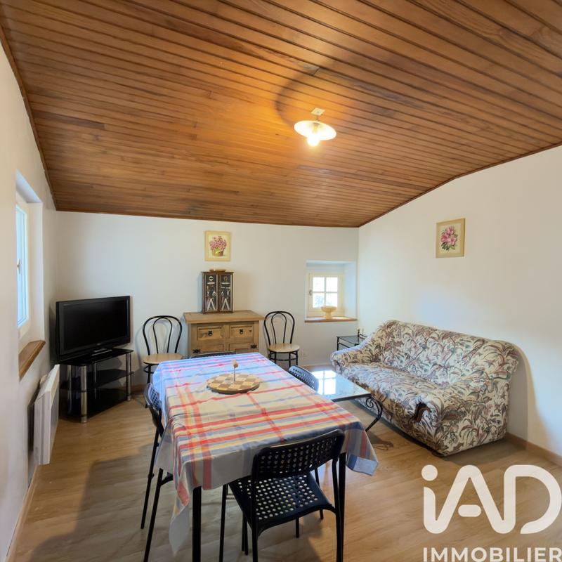 Maison - 220 m² - 13 pièces