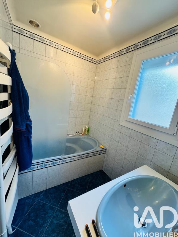 Maison - 102 m² - 4 pièces