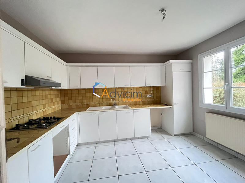 Maison - 99 m² - 4 pièces