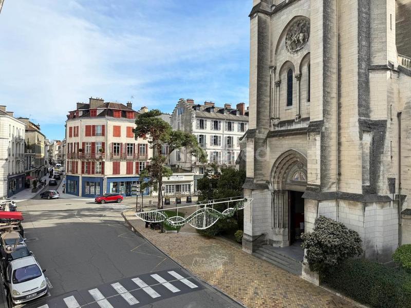 Appartement - 164 m² - 5 pièces