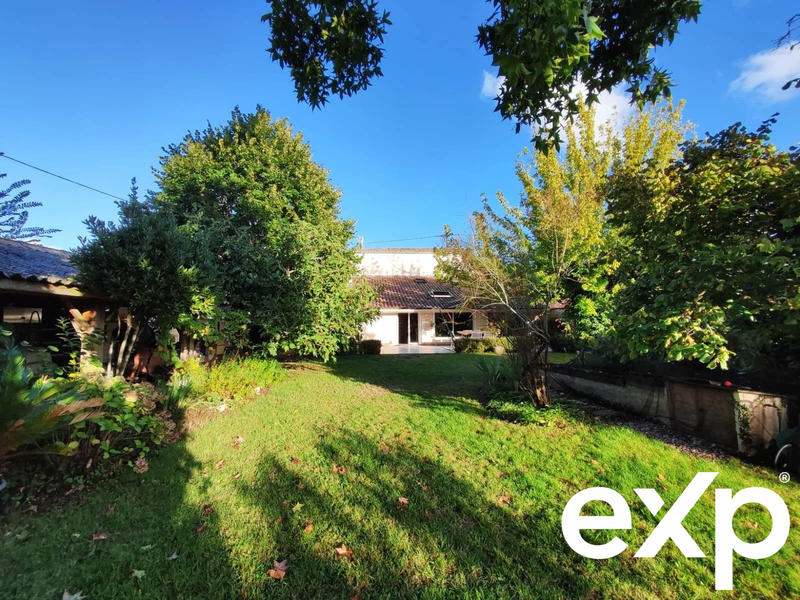 Maison - 248 m² - 6 pièces