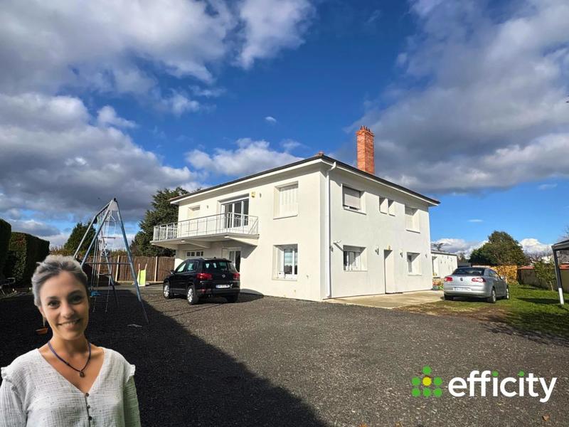 Maison - 200 m² - 9 pièces