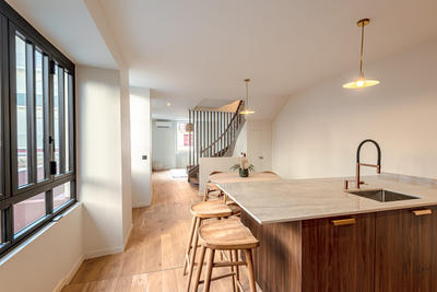 Appartement - 113 m² - 6 pièces