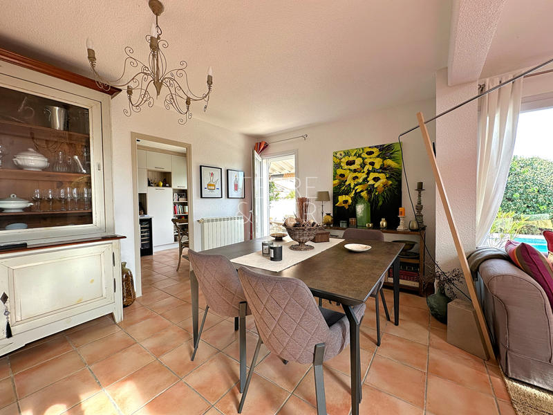 Maison - 136 m² - 5 pièces