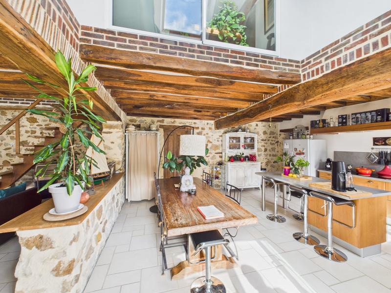 Maison - 186 m² - 7 pièces