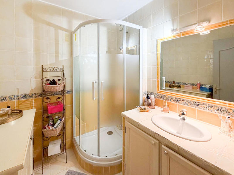 Appartement - 81 m² - 3 pièces