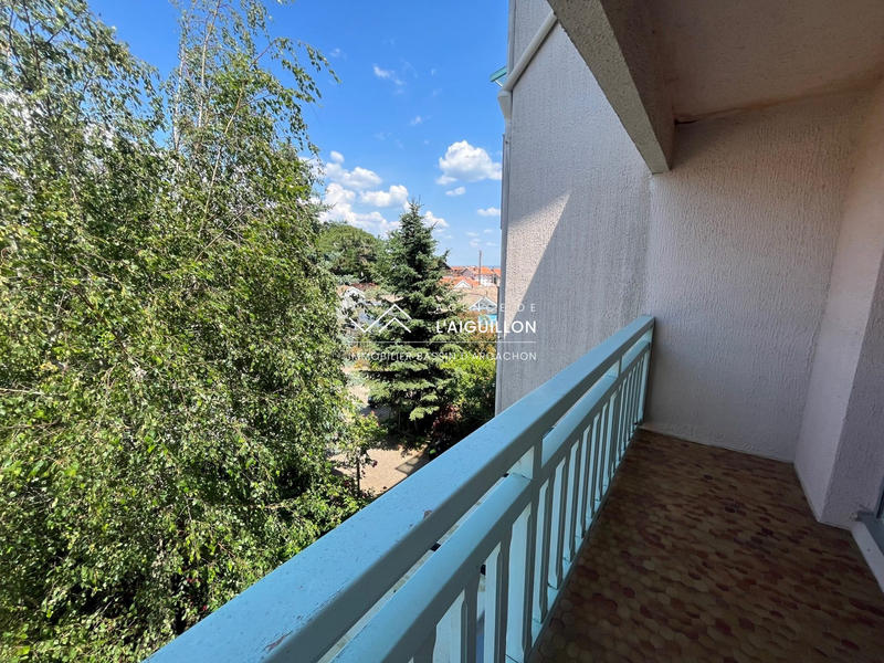 Appartement - 64 m² - 2 pièces