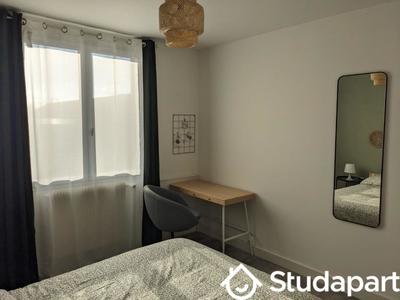 Chambre - 12 m² - 1 pièce