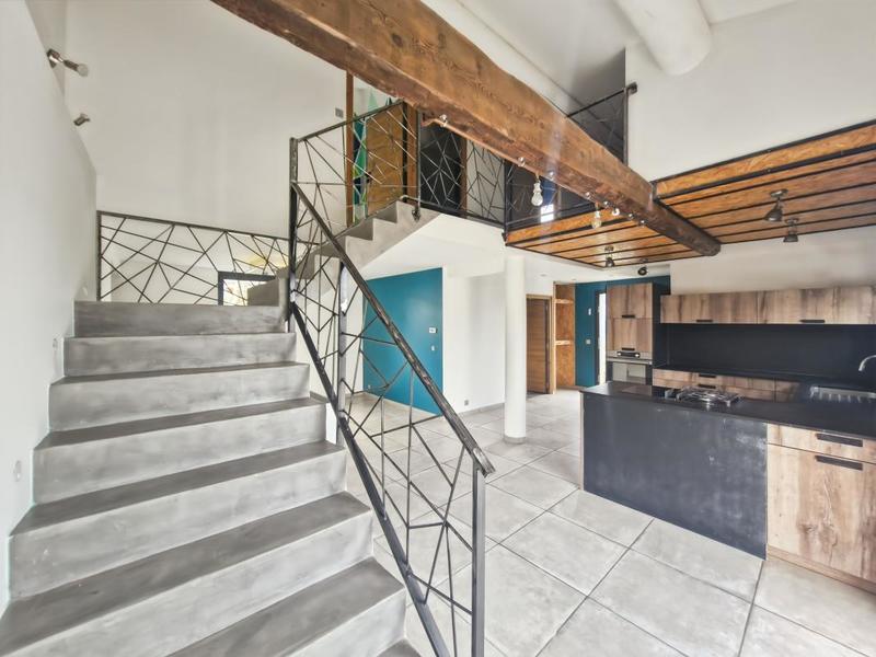 Maison - 92 m² - 3 pièces