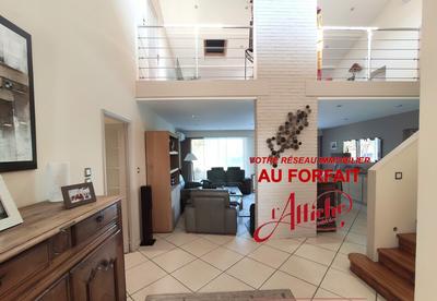 Maison - 170 m² - 7 pièces