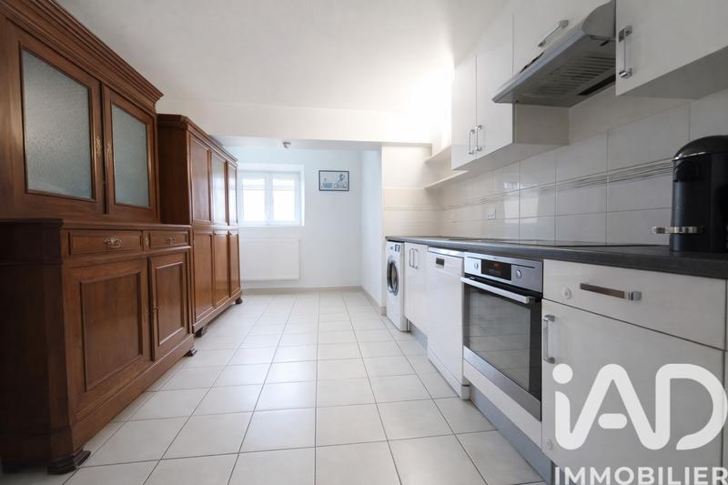 Maison - 250 m² - 10 pièces