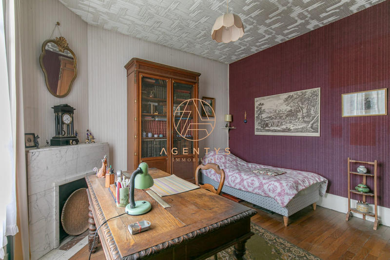 Maison - 80 m² - 5 pièces