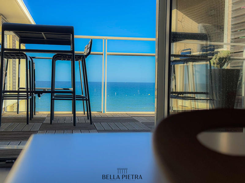 Appartement - 90 m² - 4 pièces