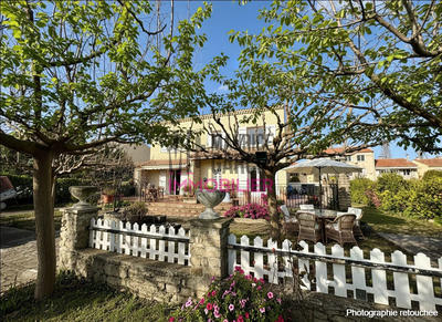 Maison - 191 m² - 5 pièces