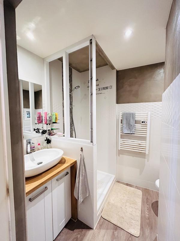 Appartement - 65 m² - 3 pièces