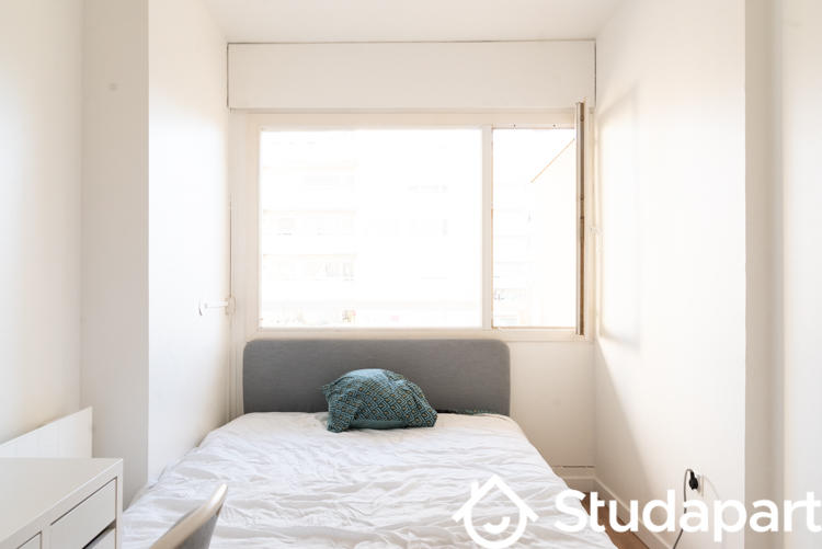 Chambre - 10 m² - 1 pièce