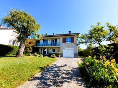 Maison - 142 m² - 6 pièces