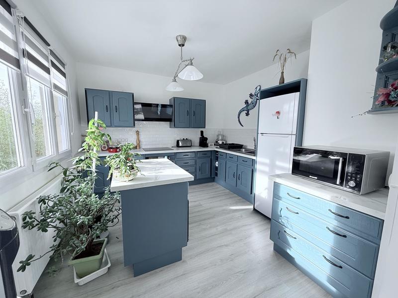 Maison - 98 m² - 5 pièces