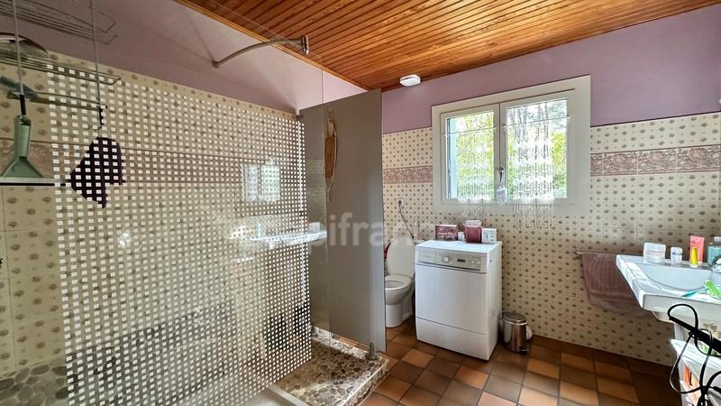 Maison - 200 m² - 8 pièces