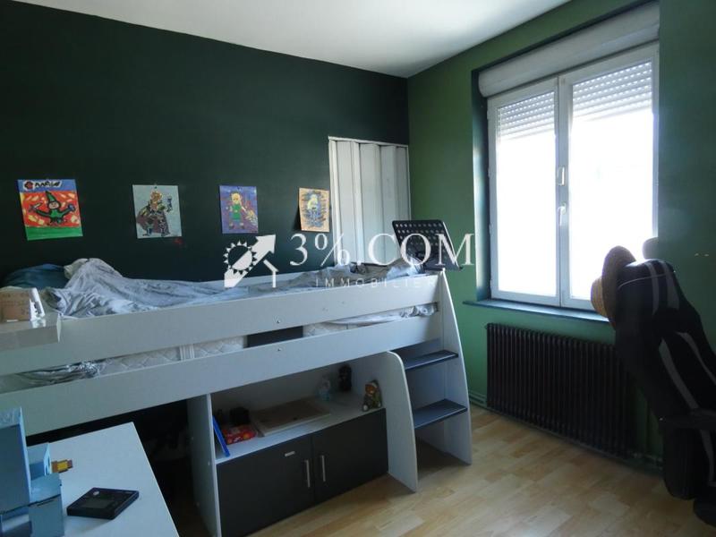 Maison - 94 m² - 5 pièces