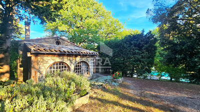 Maison - 192 m² - 5 pièces