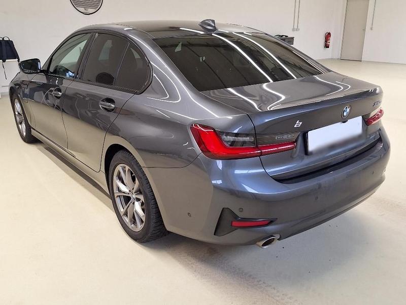 Bmw Série 3 330e Berline Model Sport