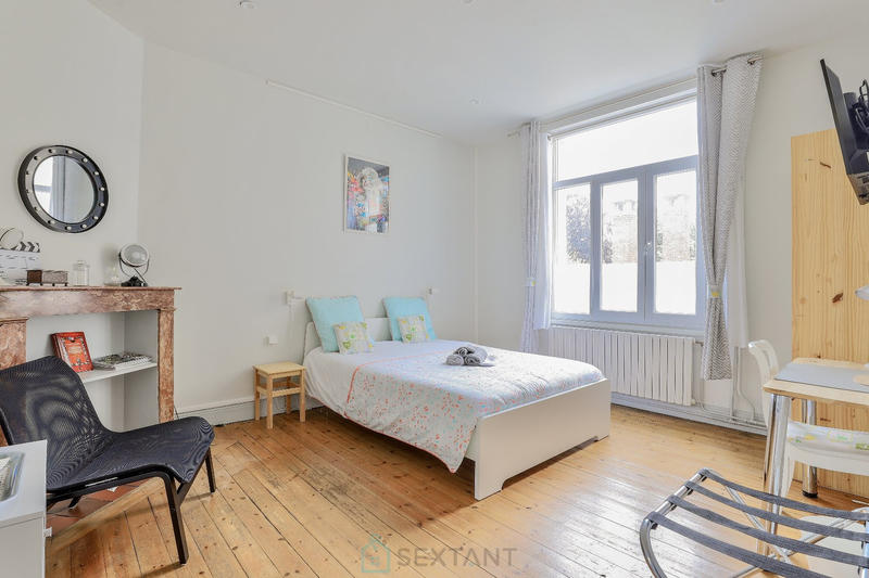 Maison - 162 m² - 8 pièces