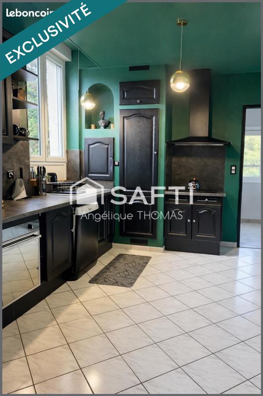 Maison - 190 m² - 6 pièces