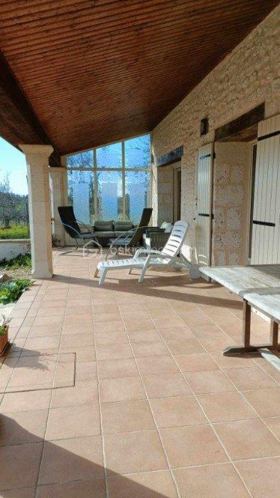 Propriété viticole - 472 m² - 14 pièces