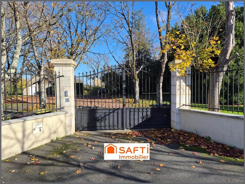 Propriété - 163 m² - 6 pièces