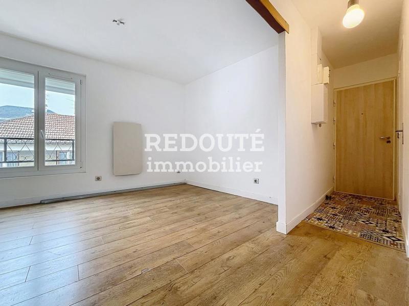 Appartement - 80 m² - 3 pièces