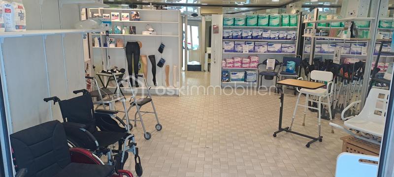 Immeuble - 175 m² - 6 pièces