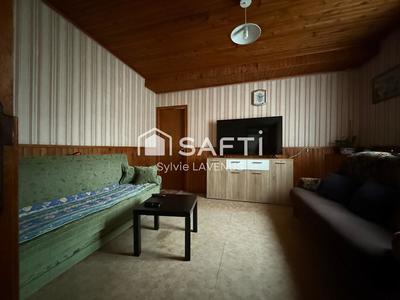 Maison - 201 m² - 7 pièces