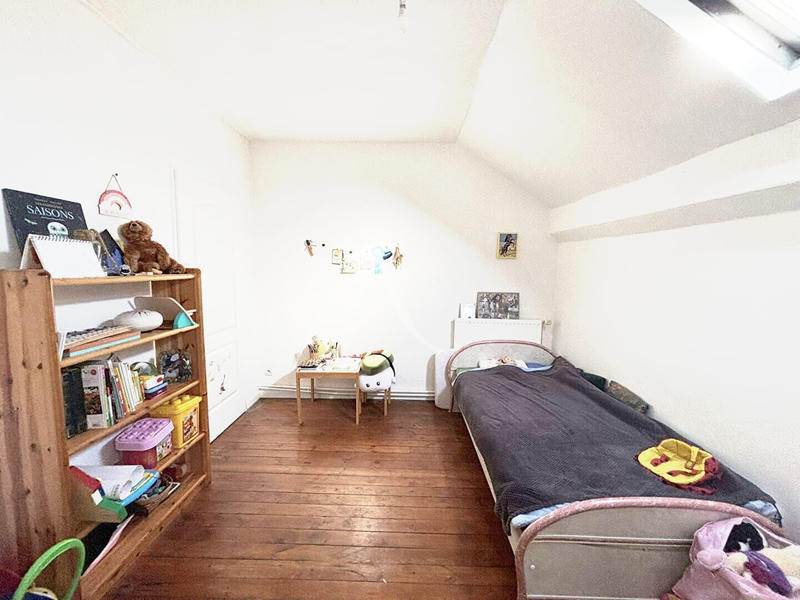 Maison - 97 m² - 5 pièces