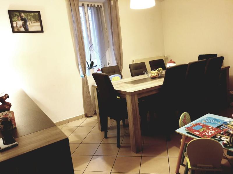 Maison - 90 m² - 5 pièces