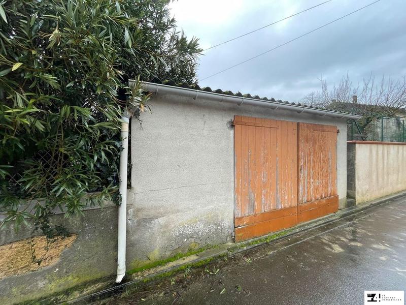 Parking / Garage - 19 m²