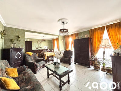 Maison - 152 m² - 7 pièces