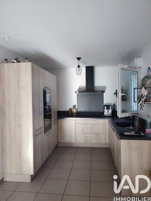 Maison - 80 m² - 4 pièces