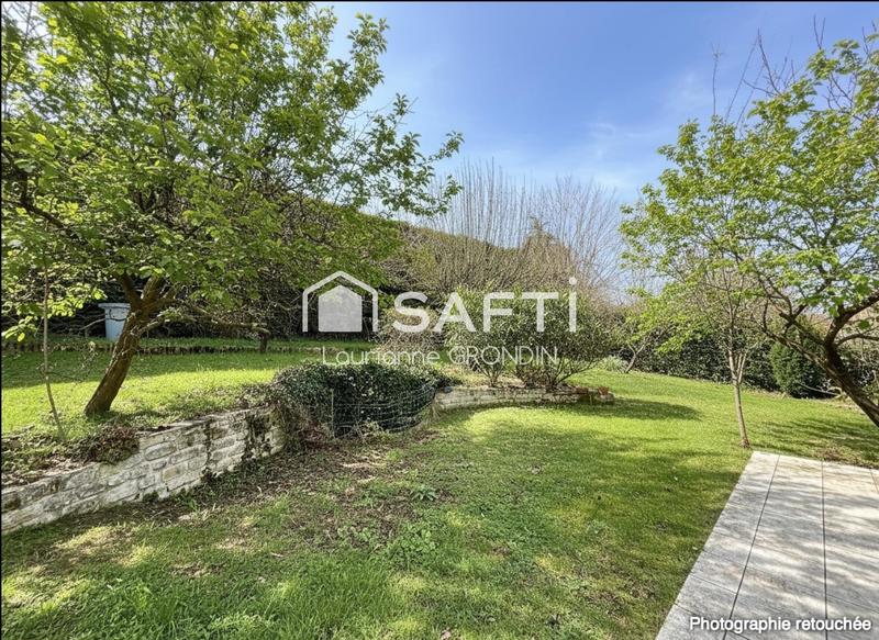 Maison - 95 m² - 5 pièces