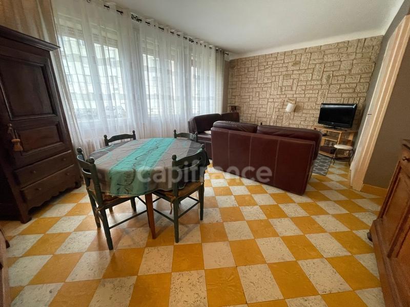 Maison - 85 m² - 4 pièces