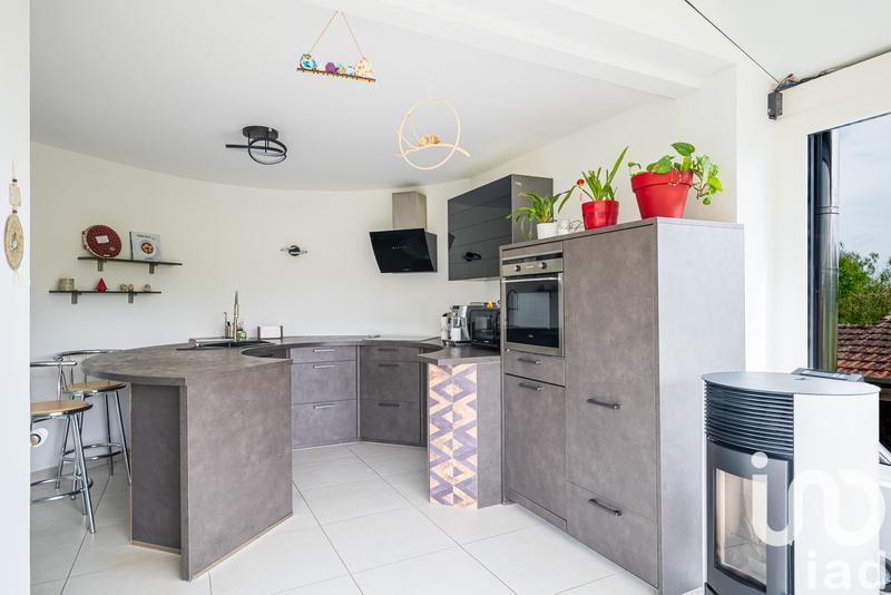 Maison - 136 m² - 6 pièces