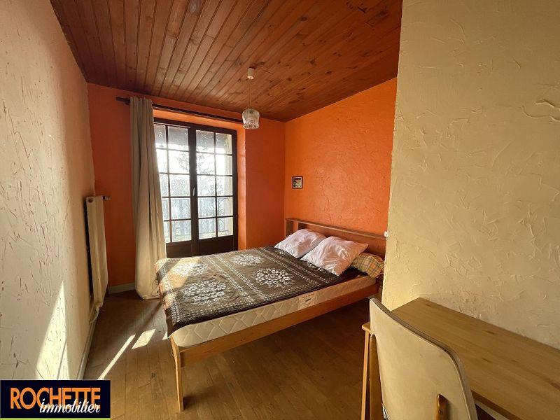 Maison traditionnelle - 145 m² - 6 pièces