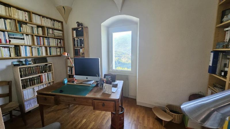 Appartement - 224 m² - 7 pièces