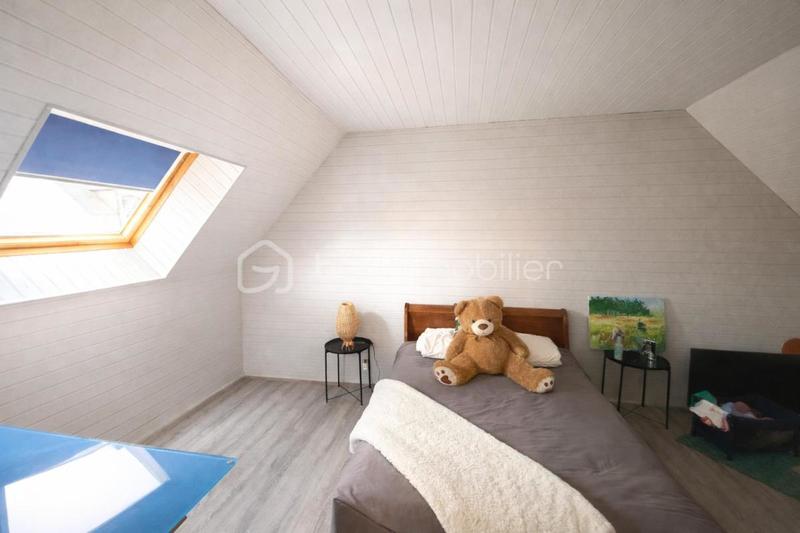 Maison - 179 m² - 6 pièces