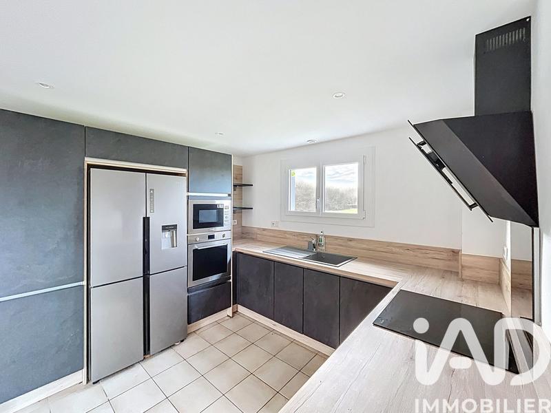 Maison - 94 m² - 4 pièces