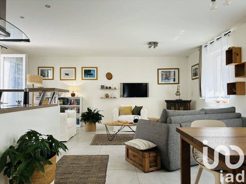 Maison - 98 m² - 5 pièces