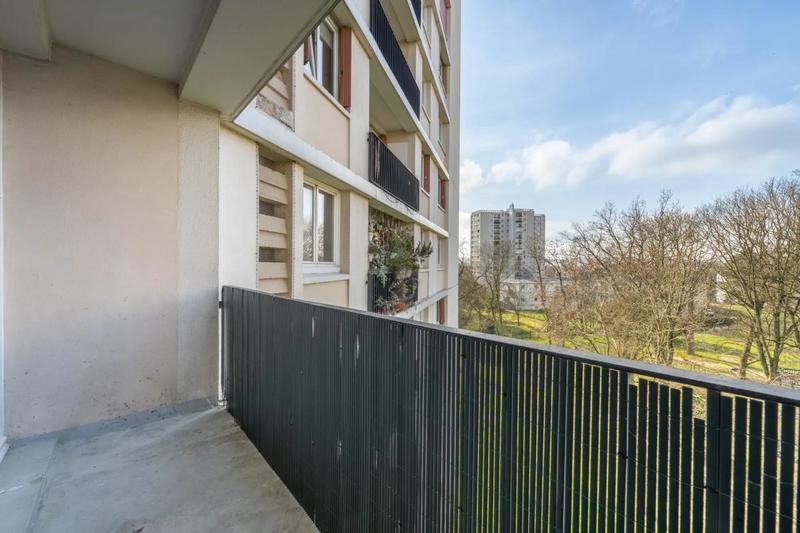 Appartement - 81 m² - 4 pièces