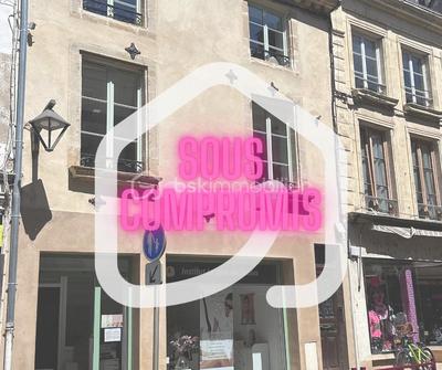 Immeuble - 170 m² - 8 pièces