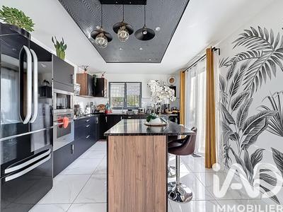 Maison - 116 m² - 6 pièces