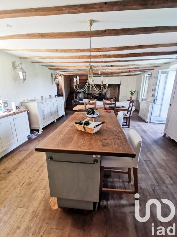 Maison de campagne - 200 m² - 8 pièces